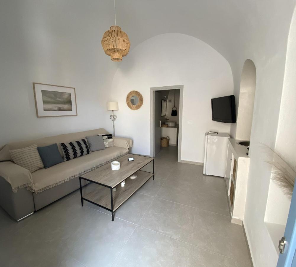 Arco Bianco Suites Akrotírion Exteriör bild